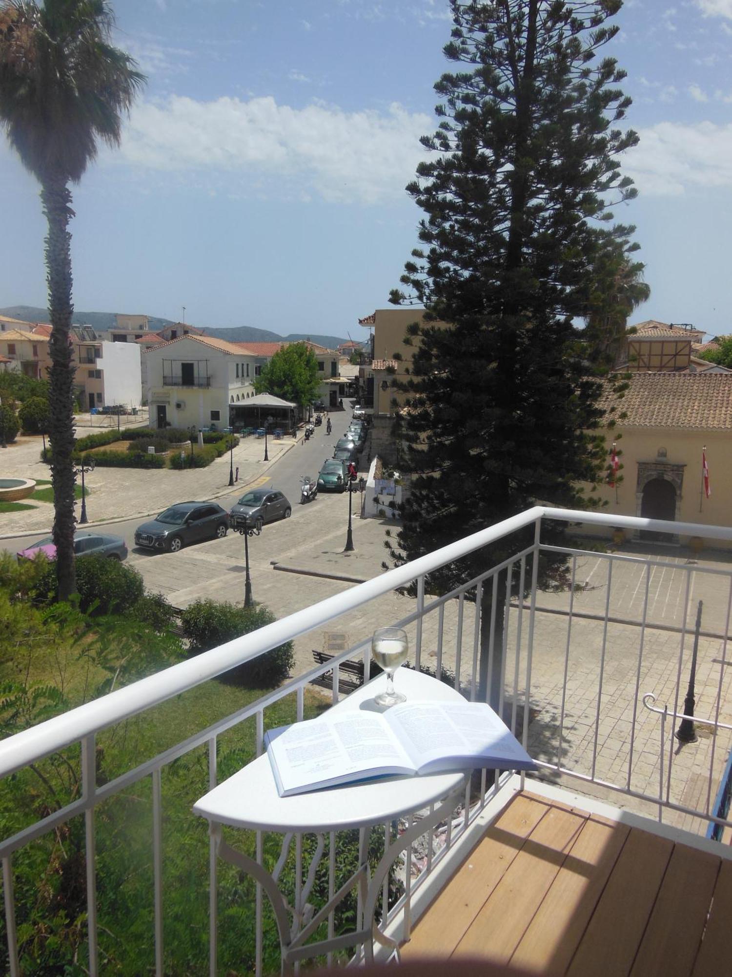 Verani Suites Lefkas Town Lefkada City Exterior foto